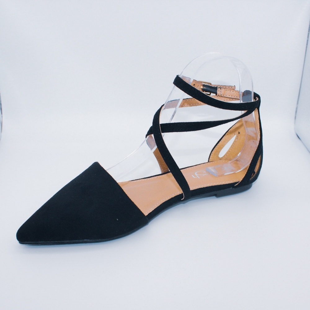 "Chill all day" 🖤 black flats - Picture 2 of 3